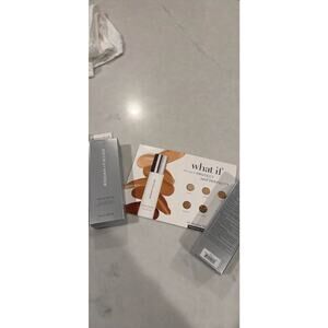 Sealed Rodan + Fields Broad Spectrum SPF Foundation in Shell